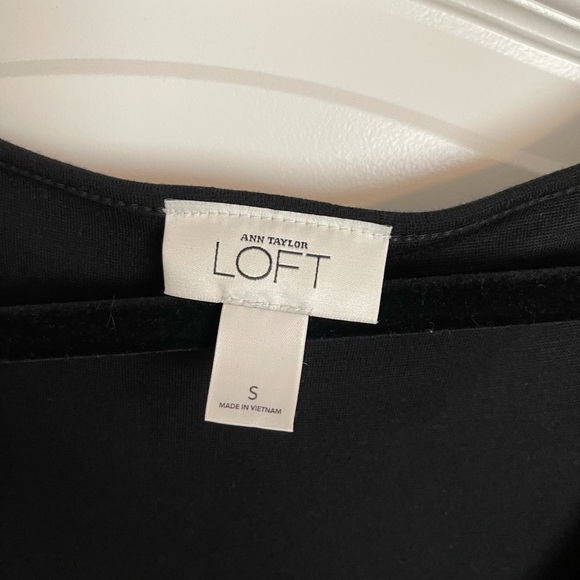 Ladies Ann Taylor loft black dress size s - Picture 2 of 5